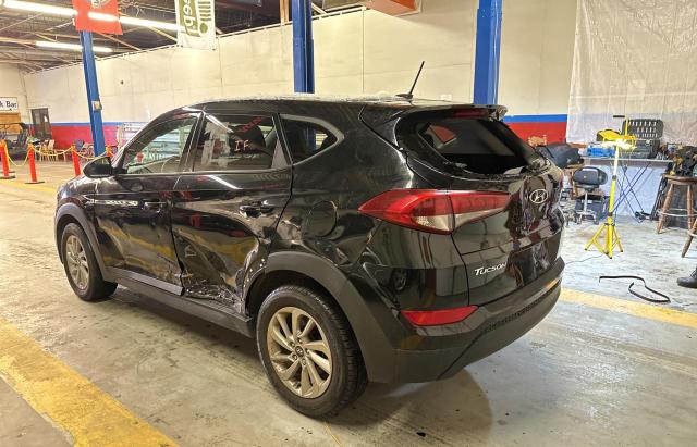 KM8J23A44HU266039 - 2017 HYUNDAI TUCSON SE BLACK photo 3