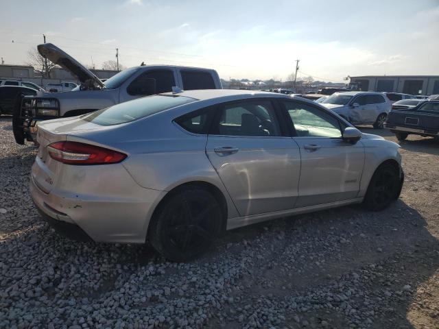 3FA6P0LU0KR226231 - 2019 FORD FUSION SE SILVER photo 3