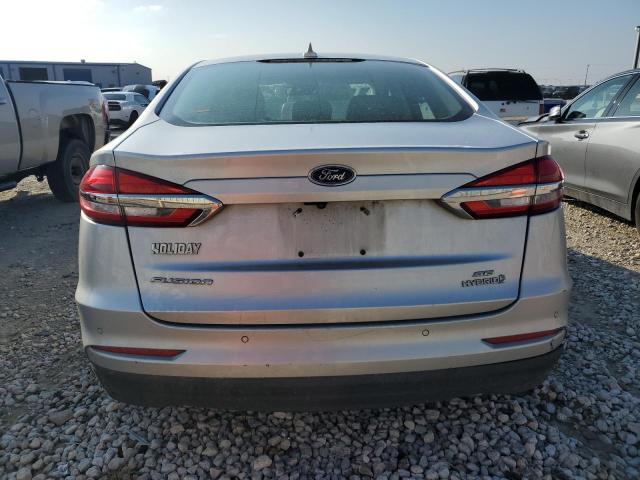 3FA6P0LU0KR226231 - 2019 FORD FUSION SE SILVER photo 6