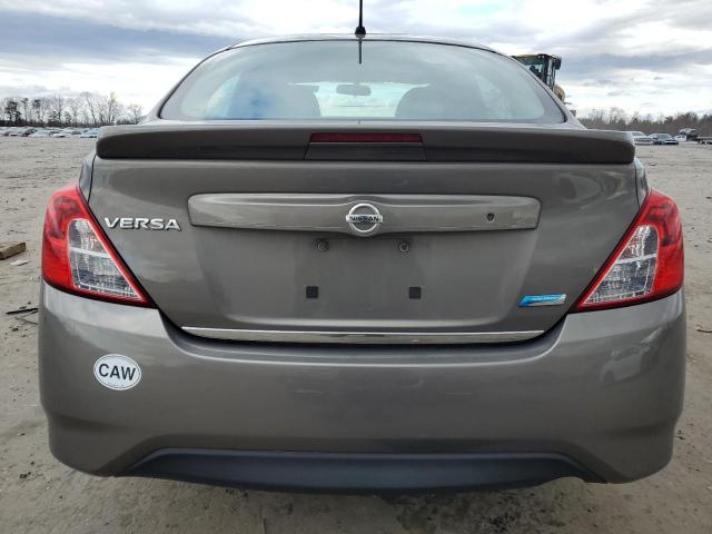 3N1CN7AP6GL845406 - 2016 NISSAN VERSA S GRAY photo 6