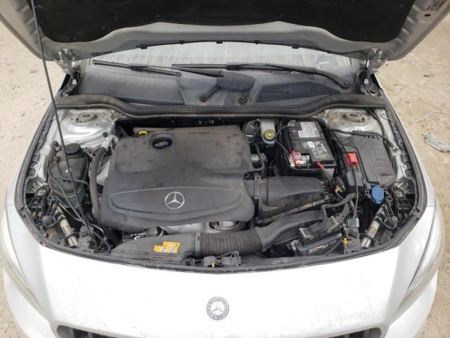 WDDSJ4EB1EN033712 - 2014 MERCEDES-BENZ CLA 250 SILVER photo 11