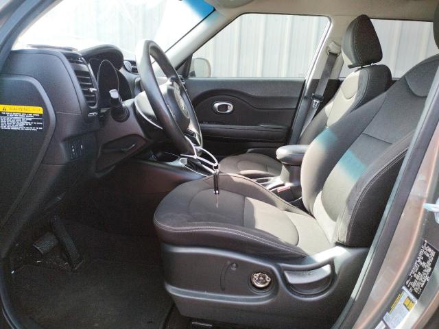 KNDJN2A29F7171816 - 2015 KIA SOUL GRAY photo 7