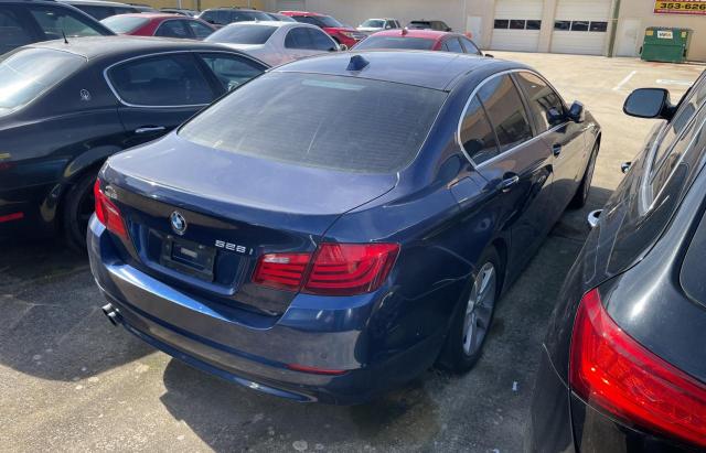 WBAXH5C5XCDW05522 - 2012 BMW 528 XI BLUE photo 4