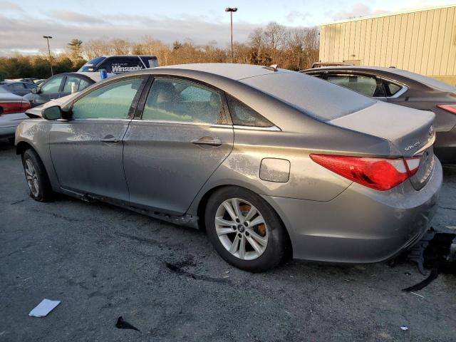 5NPEB4AC4DH699576 - 2013 HYUNDAI SONATA GLS SILVER photo 2