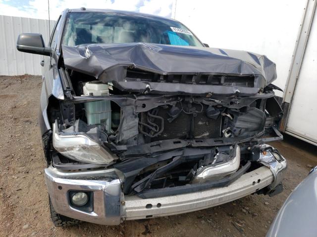 5TFUY5F13HX619542 - 2017 TOYOTA TUNDRA DOUBLE CAB SR/SR5 GRAY photo 5