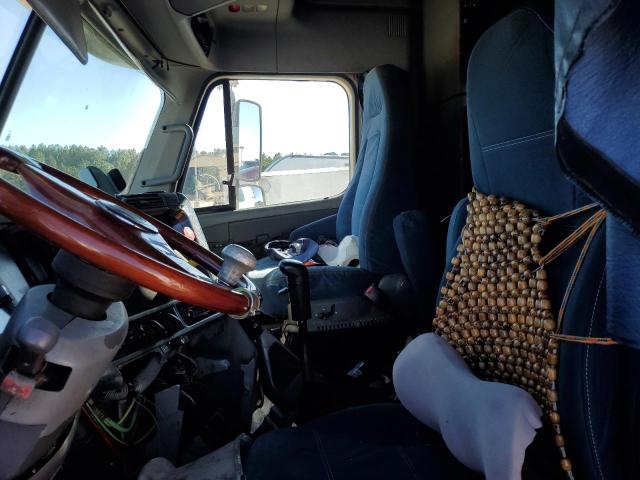 1FUJA6CG33LK81316 - 2003 FREIGHTLINER CONVENTIONAL COLUMBIA WHITE photo 5