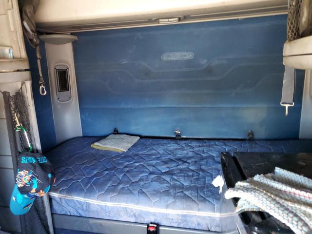 1FUJA6CG33LK81316 - 2003 FREIGHTLINER CONVENTIONAL COLUMBIA WHITE photo 6