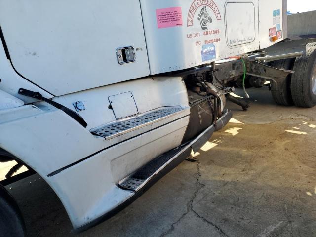 1FUJA6CG33LK81316 - 2003 FREIGHTLINER CONVENTIONAL COLUMBIA WHITE photo 9