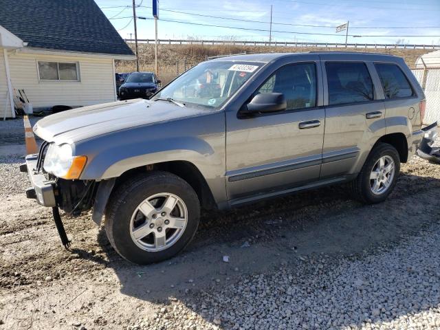 1J8GR48K68C157178 - 2008 JEEP GRAND CHER LAREDO GRAY photo 1