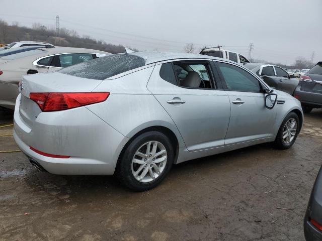 5XXGM4A71CG035610 - 2012 KIA OPTIMA LX SILVER photo 3