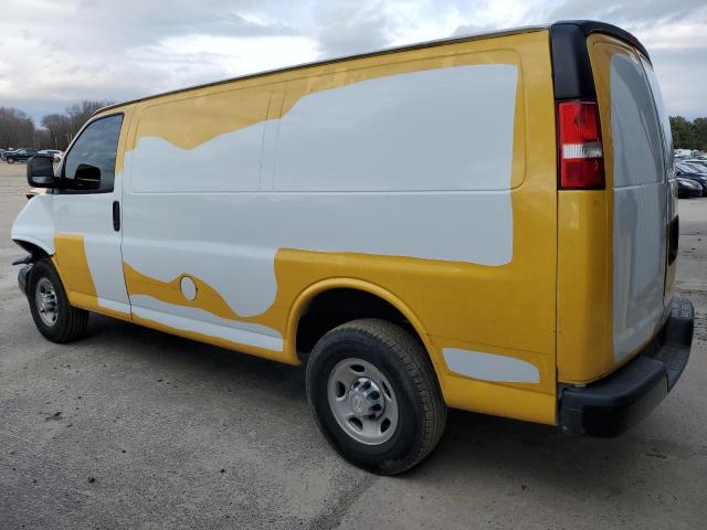 1GCWGAFF1H1352730 - 2017 CHEVROLET EXPRESS G2 YELLOW photo 2