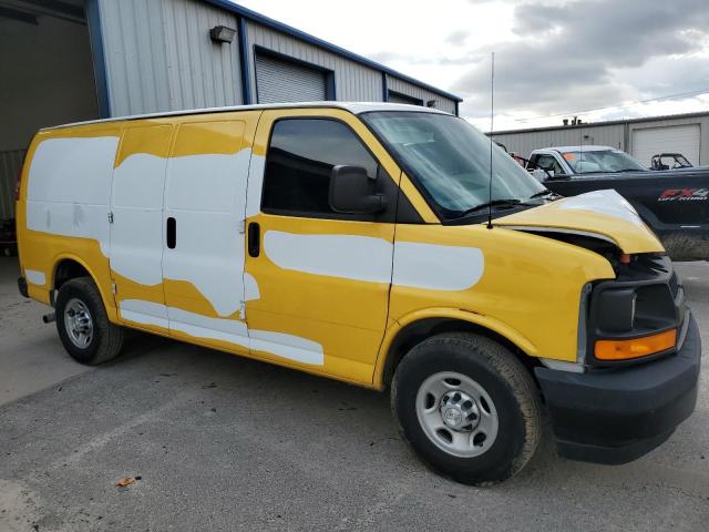 1GCWGAFF1H1352730 - 2017 CHEVROLET EXPRESS G2 YELLOW photo 4