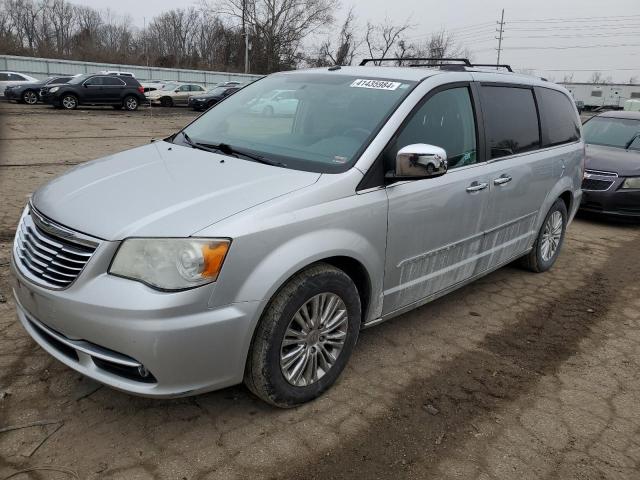 2A4RR6DG9BR712873 - 2011 CHRYSLER TOWN & COU LIMITED SILVER photo 1