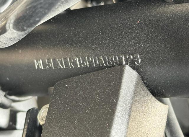 ML5EXER15PDA89123 - 2023 KAWASAKI EX650 R Сұр фото 10