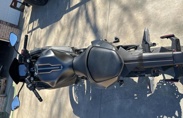 ML5EXER15PDA89123 - 2023 KAWASAKI EX650 R Сұр фото 5