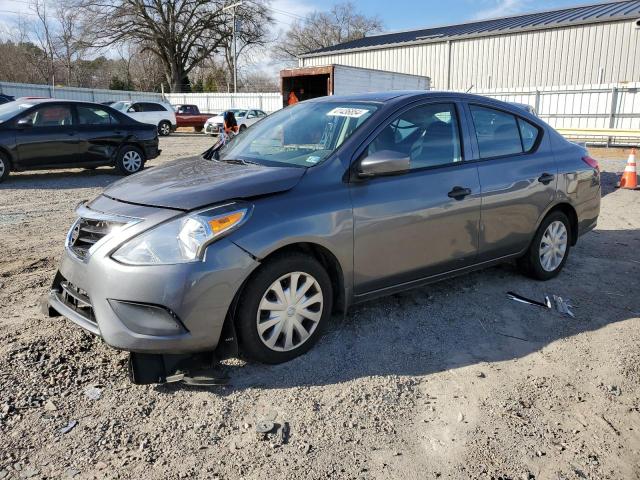 3N1CN7AP2GL914382 - 2016 NISSAN VERSA S GRAY photo 1