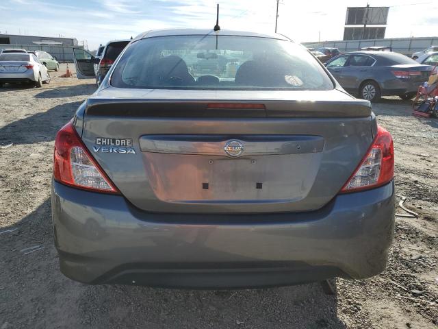 3N1CN7AP2GL914382 - 2016 NISSAN VERSA S GRAY photo 6