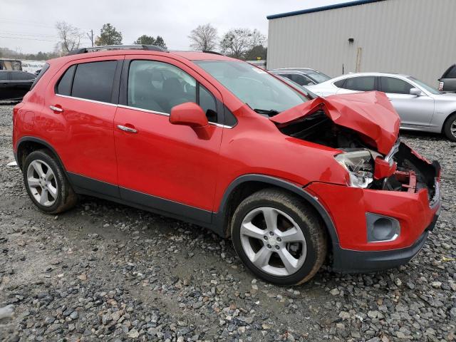 3GNCJTSB2FL240504 - 2015 CHEVROLET TRAX LTZ RED photo 4