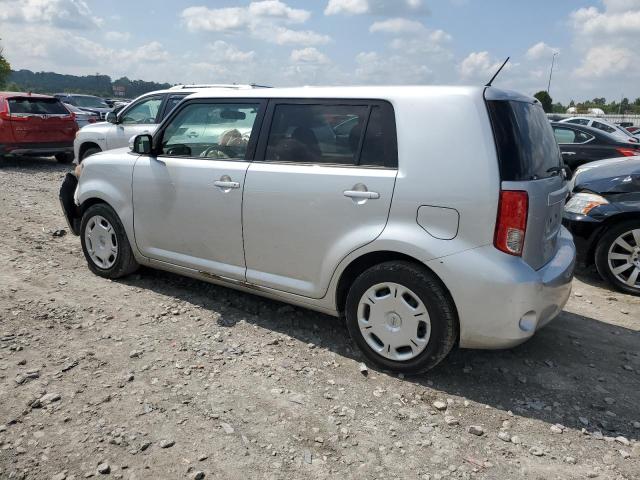 JTLZE4FE4B1126611 - 2011 TOYOTA SCION XB SILVER photo 2