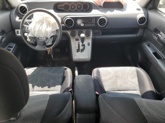 JTLZE4FE4B1126611 - 2011 TOYOTA SCION XB SILVER photo 8