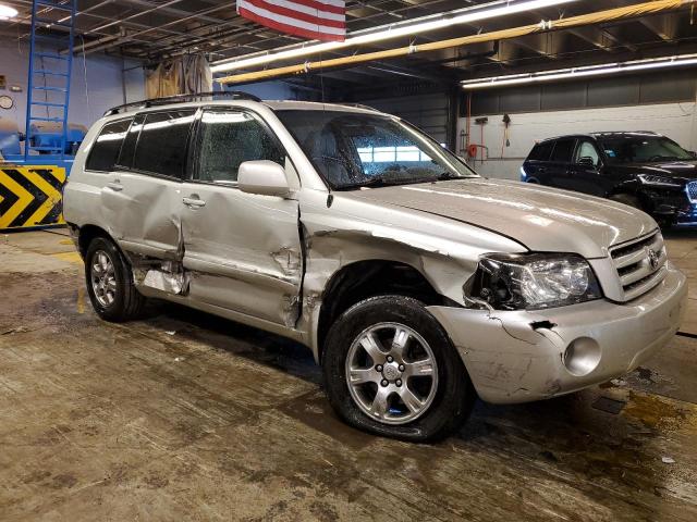 JTEEP21AX40065718 - 2004 TOYOTA HIGHLANDER SILVER photo 4