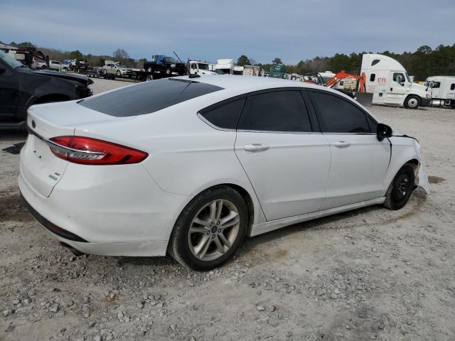 3FA6P0HDXJR283348 - 2018 FORD FUSION SE WHITE photo 3