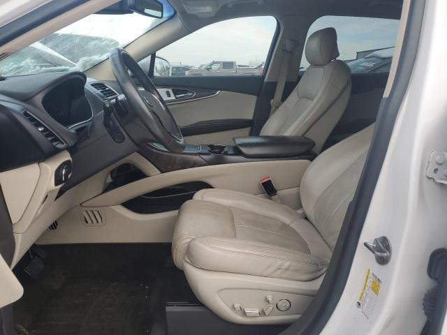 2LMTJ6LR8GBL53988 - 2016 LINCOLN MKX RESERVE WHITE photo 7