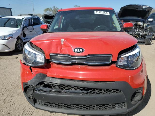 KNDJN2A28K7024526 - 2019 KIA SOUL RED photo 5