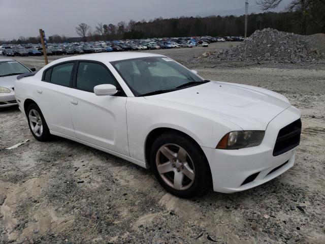 2C3CDXAT5DH584355 - 2013 DODGE CHARGER POLICE WHITE photo 4