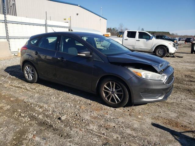 1FADP3K25FL275888 - 2015 FORD FOCUS SE CHARCOAL photo 4