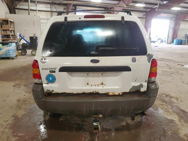 1FMCU04192KB13601 - 2002 FORD ESCAPE XLT WHITE photo 6