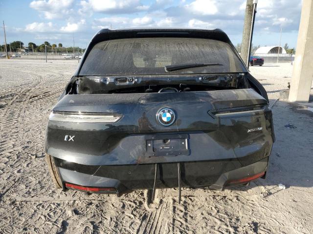 WB523CF05RCP34441 - 2024 BMW IX XDRIVE50 BLACK photo 6