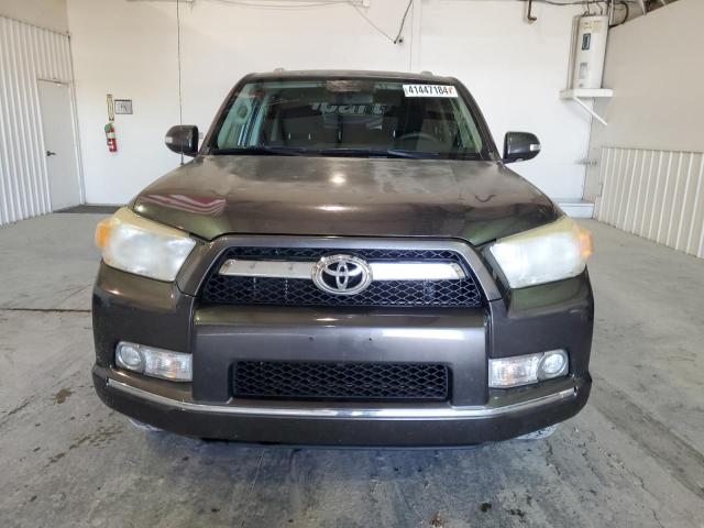 JTEZU5JR1D5052926 - 2013 TOYOTA 4RUNNER SR5 GRAY photo 5