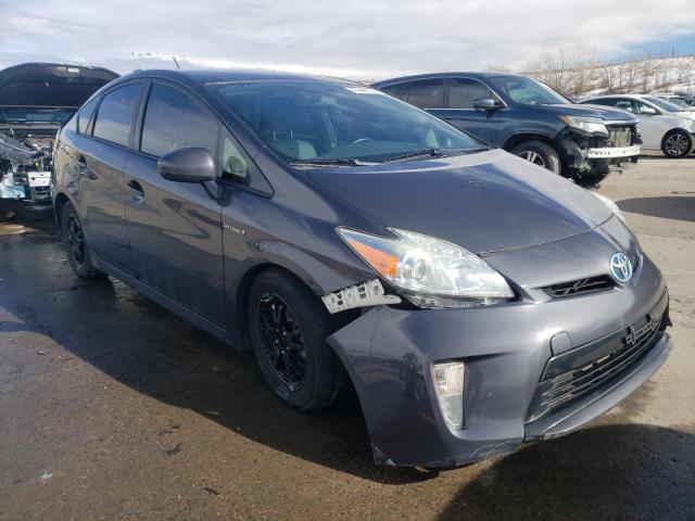 JTDKN3DU2E1828092 - 2014 TOYOTA PRIUS GRAY photo 4