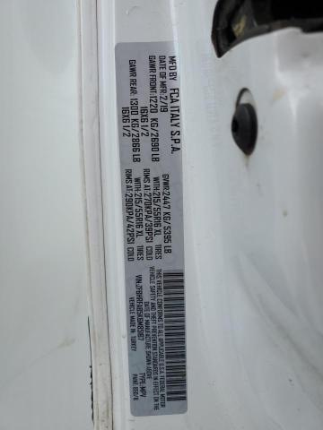 ZFBHRFAB5K6M85167 - 2019 RAM PROMASTER WHITE photo 13