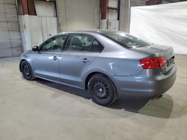 3VW1K7AJ9CM331141 - 2012 VOLKSWAGEN JETTA BASE GRAY photo 2