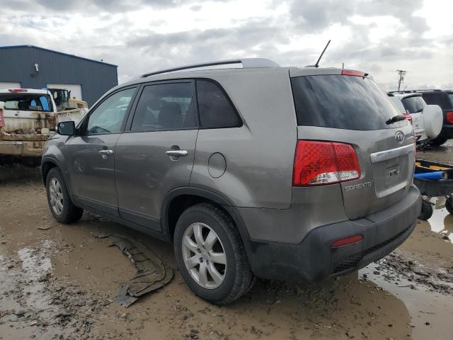 5XYKT4A24DG335981 - 2013 KIA SORENTO LX GRAY photo 2