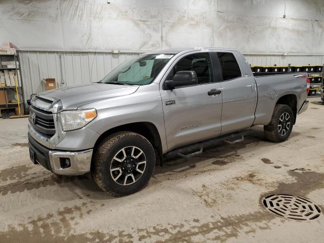 5TFUW5F17FX471141 - 2015 TOYOTA TUNDRA DOUBLE CAB SR/SR5 SILVER photo 1