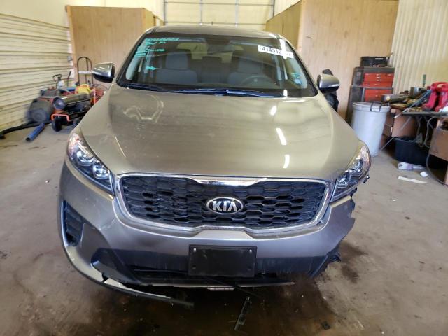 5XYPGDA55KG486376 - 2019 KIA SORENTO LX GRAY photo 5