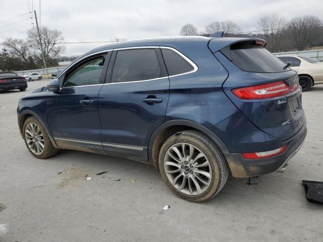 5LMCJ3C98HUL56974 - 2017 LINCOLN MKC RESERVE Blau Foto 2