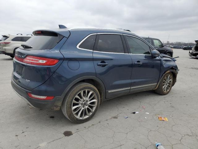 5LMCJ3C98HUL56974 - 2017 LINCOLN MKC RESERVE Blau Foto 3