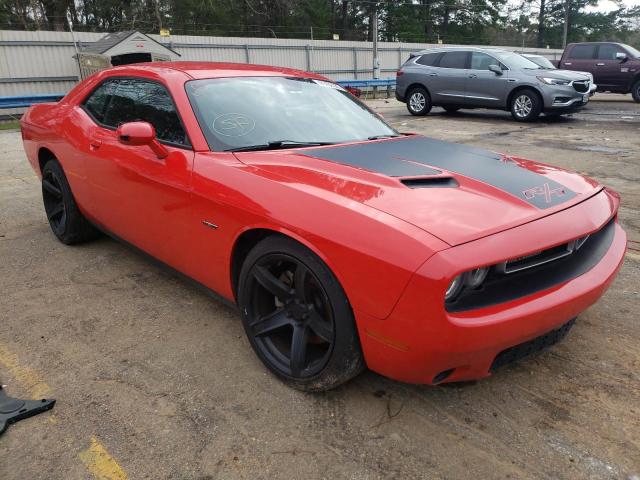 2C3CDZAT0FH701225 - 2015 DODGE CHALLENGER SXT RED photo 4