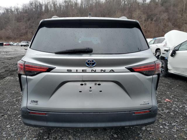 5TDYRKEC1MS069466 - 2021 TOYOTA SIENNA XLE SILVER photo 6