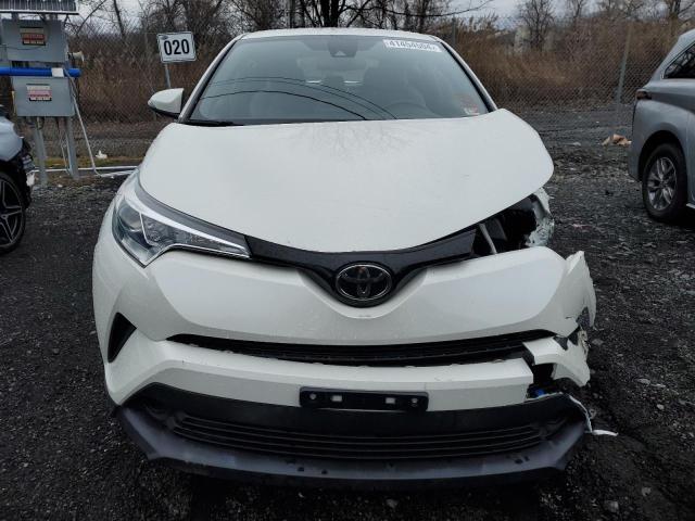 NMTKHMBXXKR076746 - 2019 TOYOTA C-HR XLE WHITE photo 5