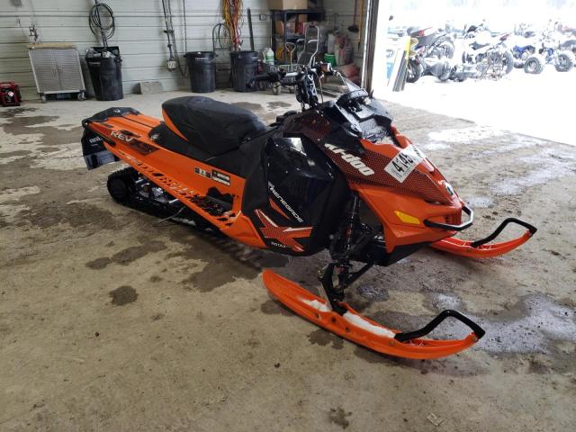 2BPSUWFC6FV000141 - 2015 SKI DOO 800R ORANGE photo 1