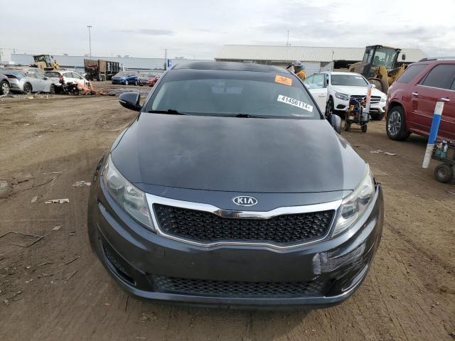 KNAGM4A78B5153055 - 2011 KIA OPTIMA LX GRAY photo 5