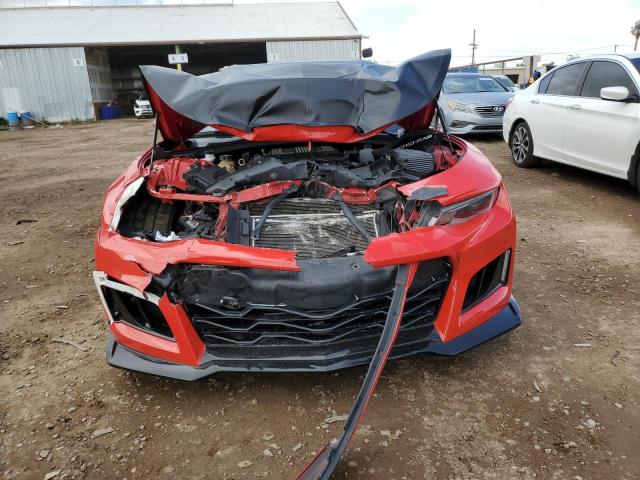 1G1FK1R67J0129882 - 2018 CHEVROLET CAMARO ZL1 RED photo 5