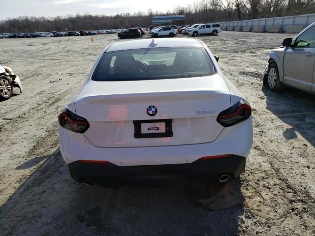 3MW23CM06N8C49506 - 2022 BMW 230I WHITE photo 6