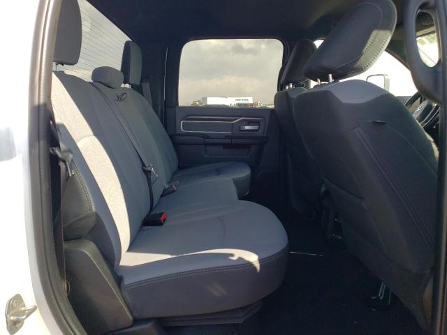 3C6UR5DL8NG201809 - 2022 RAM 2500 BIG HORN/LONE STAR WHITE photo 10