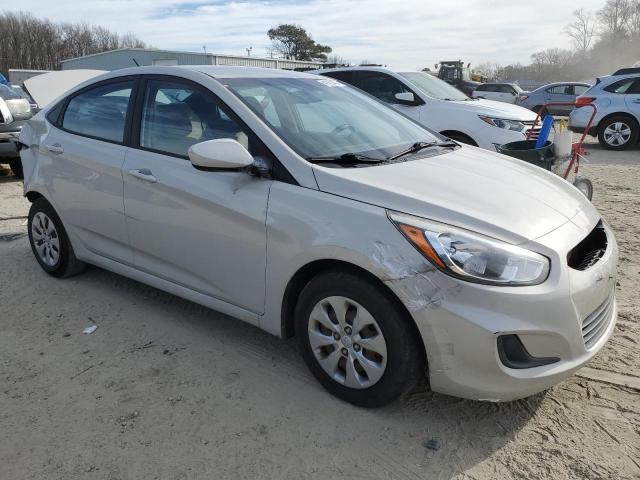 KMHCT4AE7GU135304 - 2016 HYUNDAI ACCENT SE BEIGE photo 4